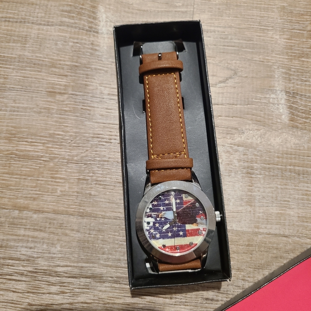 NEW Mens Avon Watch With Patriotic Bald Eagle And Rustic American Flag